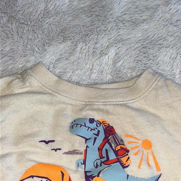 (3 for $10) old navy Dino top 🦕 - Picture 5 of 5